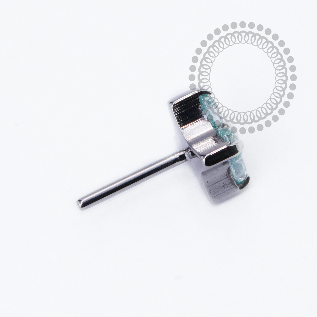 TN2495 Topo Micro Trevo CZ Turmalina Push Pin Titânio ASTM F136