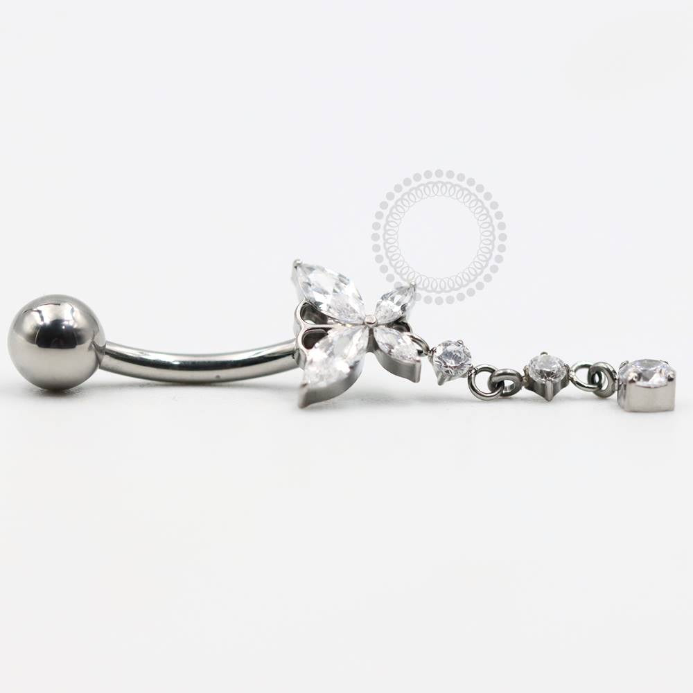 TN913 Navel Borboleta Com Pingente Titânio