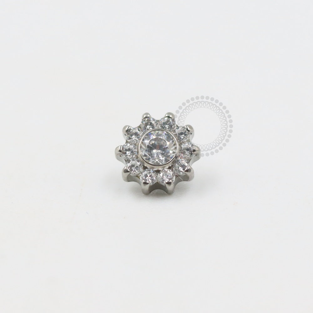 TN293 Topo Mini Flor 10 Pétalas CZ Titânio