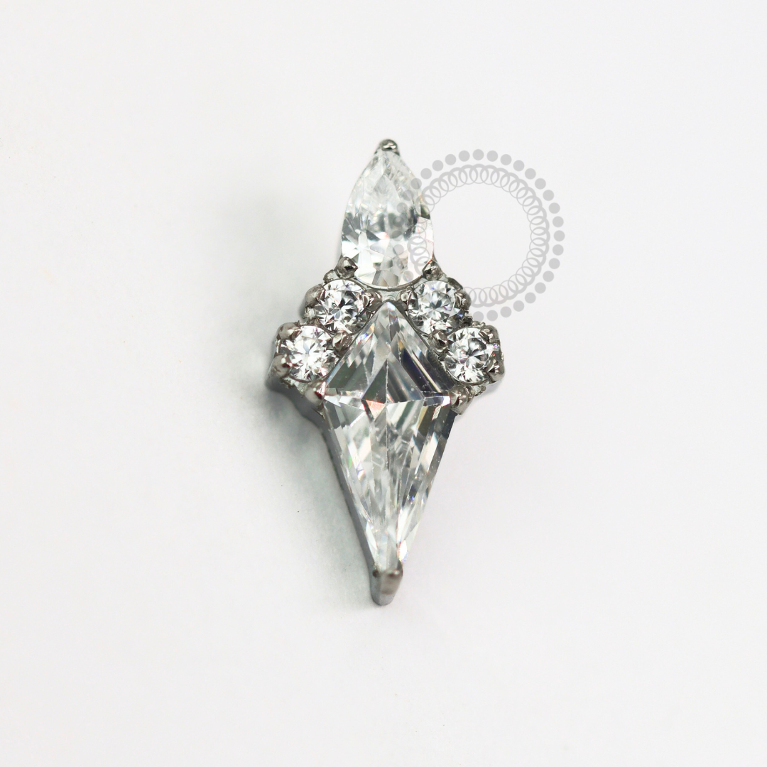 TN1599 Topo Indiano Cristal Titânio ASTM F-136