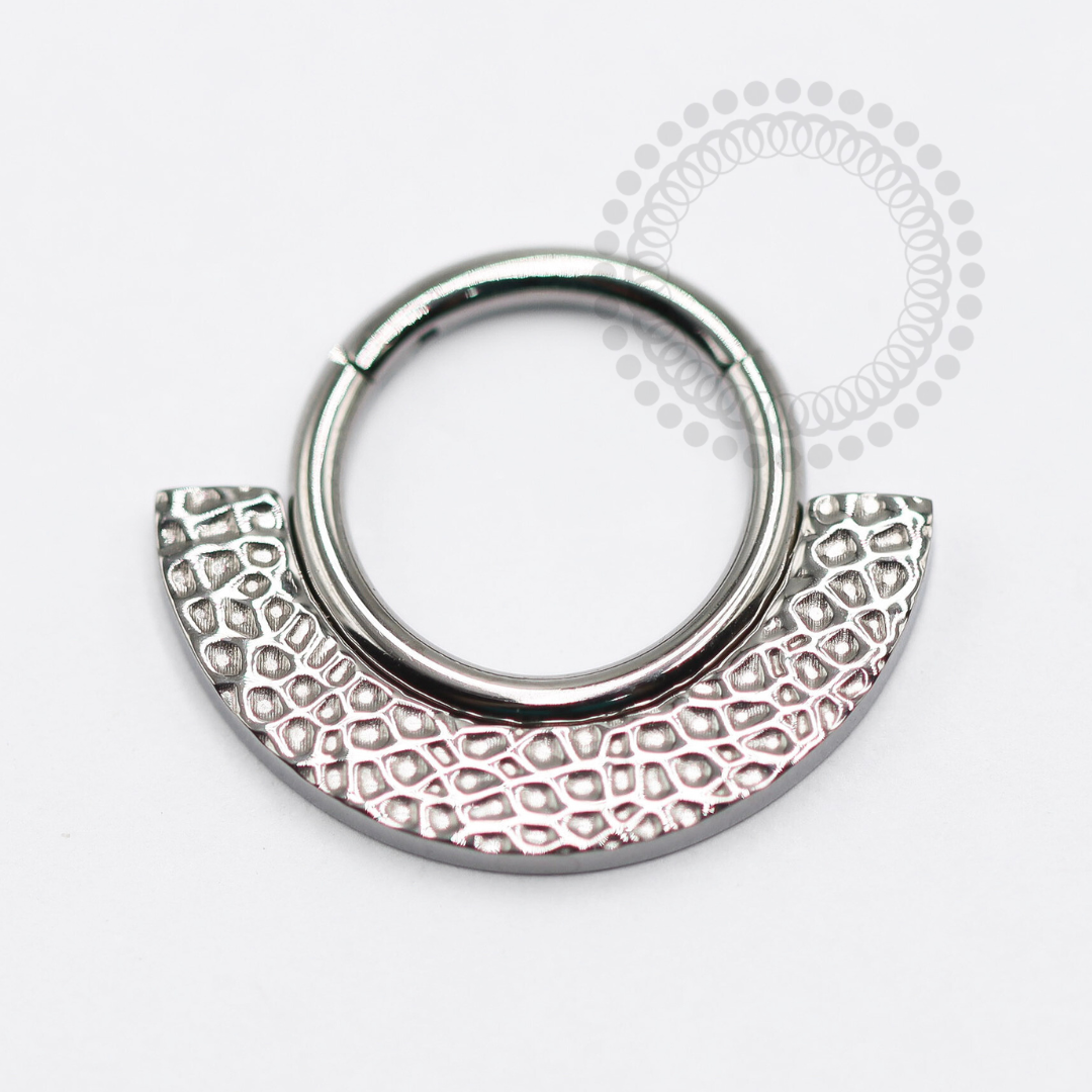 TN1364 Titanium Hammered Bar Segment ASTM F-136
