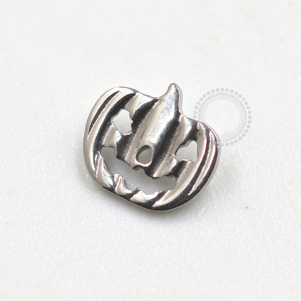TN675 Halloween Pumpkin Topper Titanium