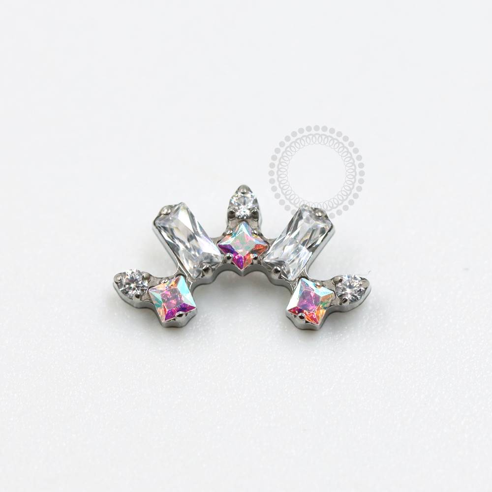 TN1031 Top Zirconias Crystals and Boreal