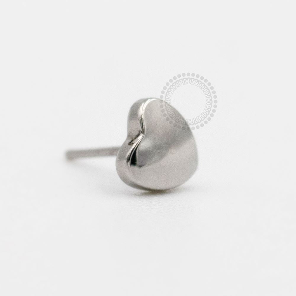 TN777 Pure Titanium Heart Push Pin Top