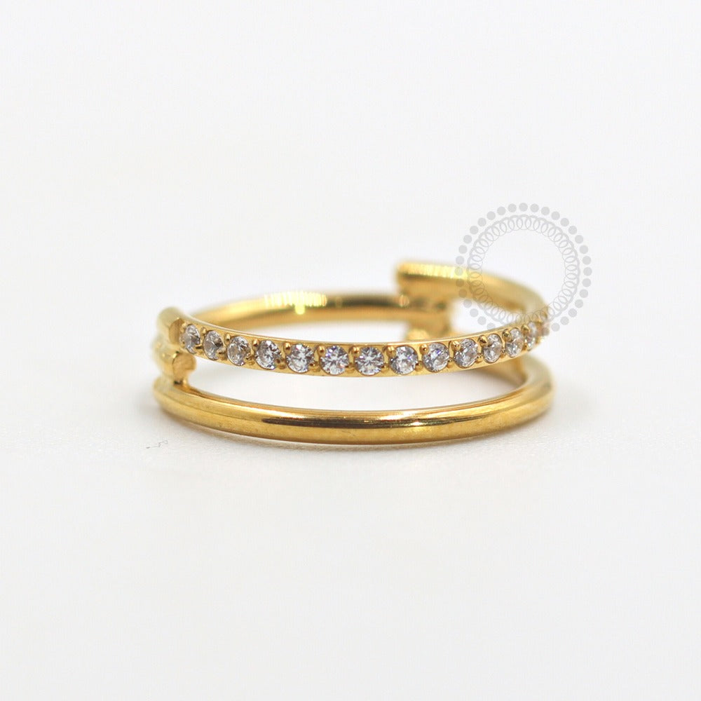 TN686 Smooth And Stones Segment Titanium Pvd Gold