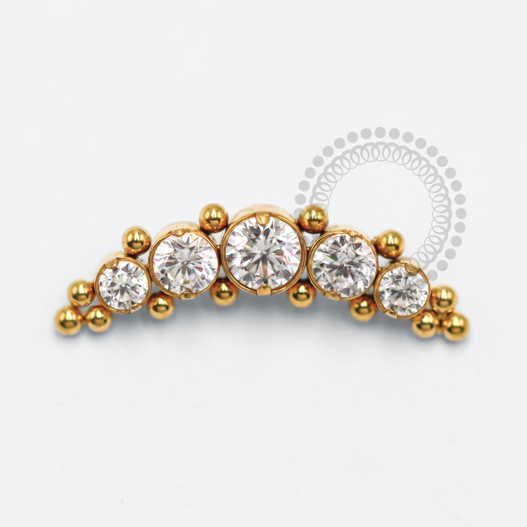 TN1542 Topo Cluster CZ Esferas Titânio PVD Gold