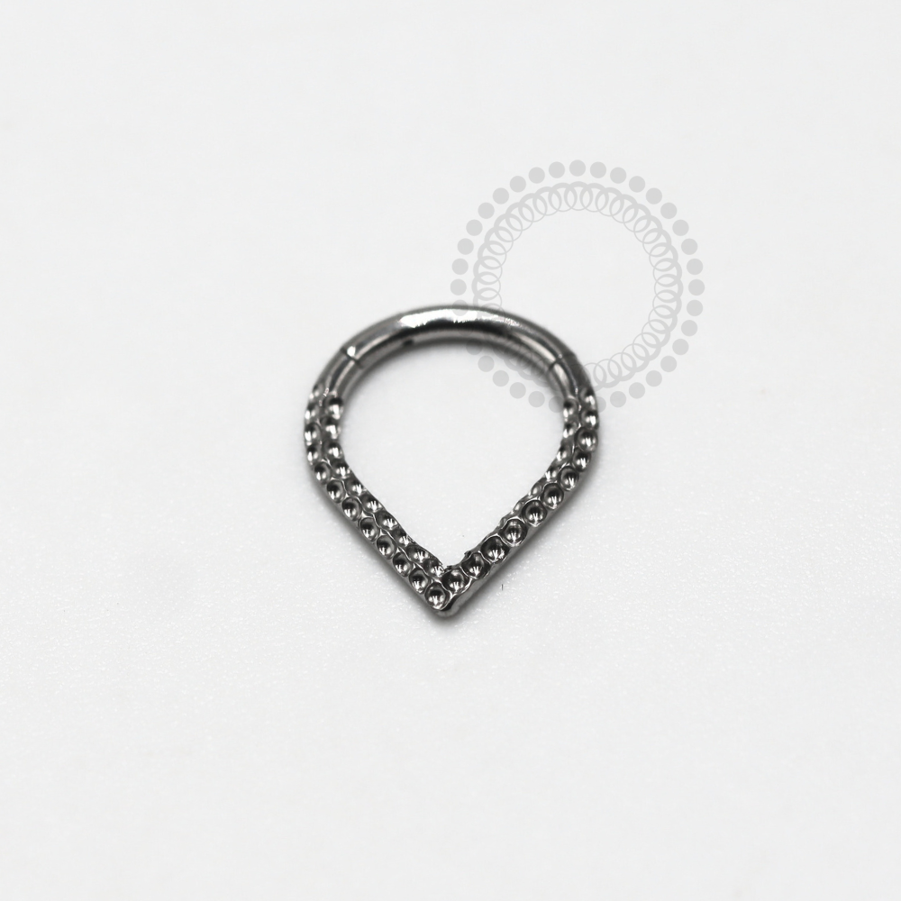 TN1152 Titanium Hammered Drop Segment ASTM F-136