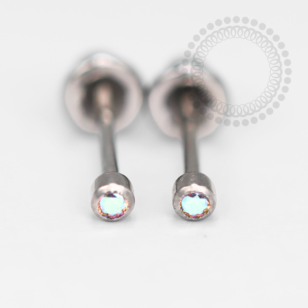 TN1376 Boreal Zirconia Titanium Earring ASTM F-136