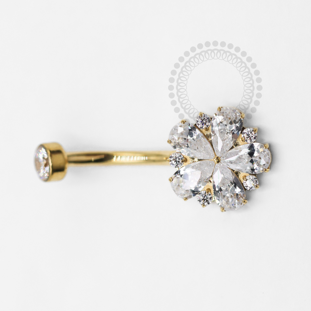 TN1304 Navel Flor Margarida Titânio PVD Gold