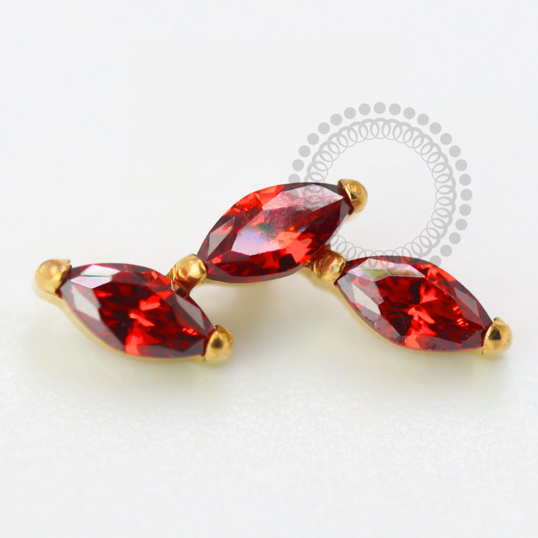 TN1609 Topo 3 Navetes Garnet Titânio PVD Gold