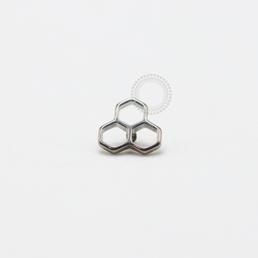 TN1135 Titanium Honeycomb Top ASTM F-136
