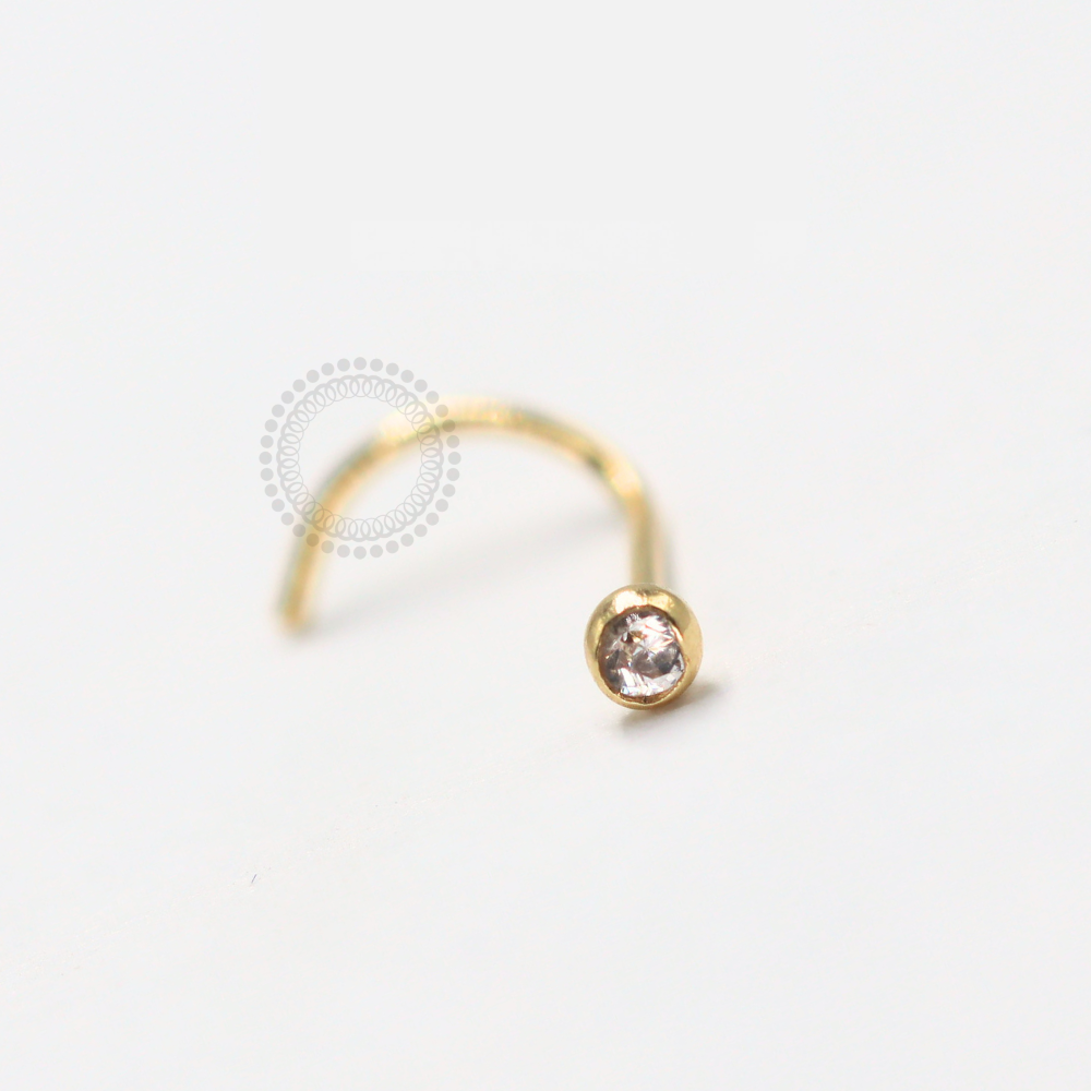 OR04 Nostril Zircônia Ouro 18k (0,086g)