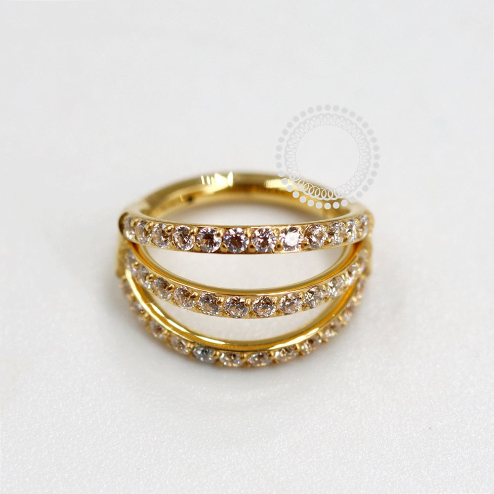 TN1126 Segmento Triplo Fios Cravejados Titânio PVD Gold