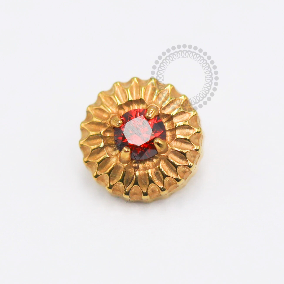 TN1814 Topo Girassol CZ Garnet Titânio PVD Gold