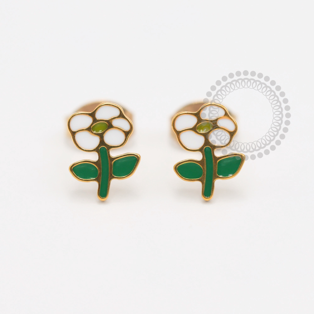 TN1867 Par de Brincos Flor Resinada Titânio PVD Gold