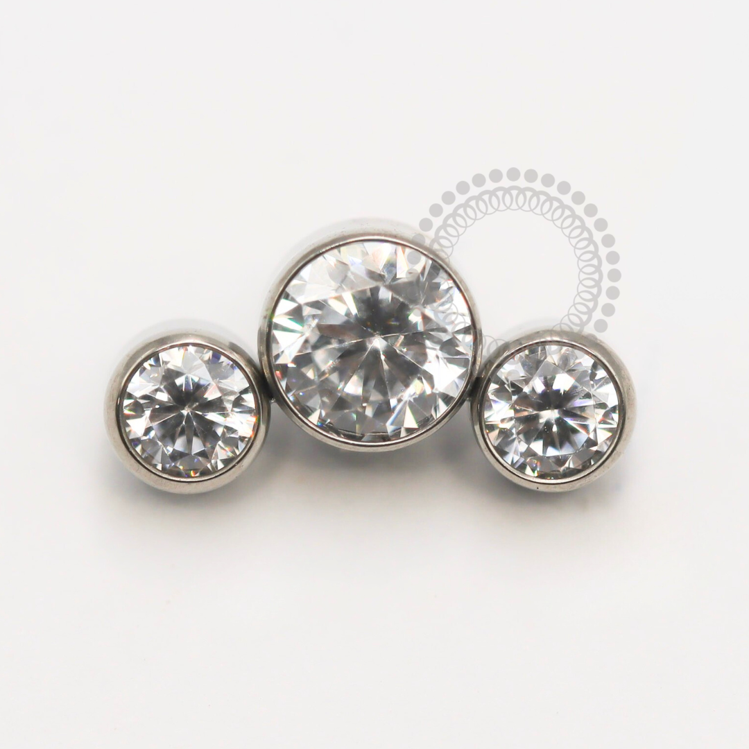 TN1890 Top Mini Cluster 3 Stones Titanium ASTM F-136