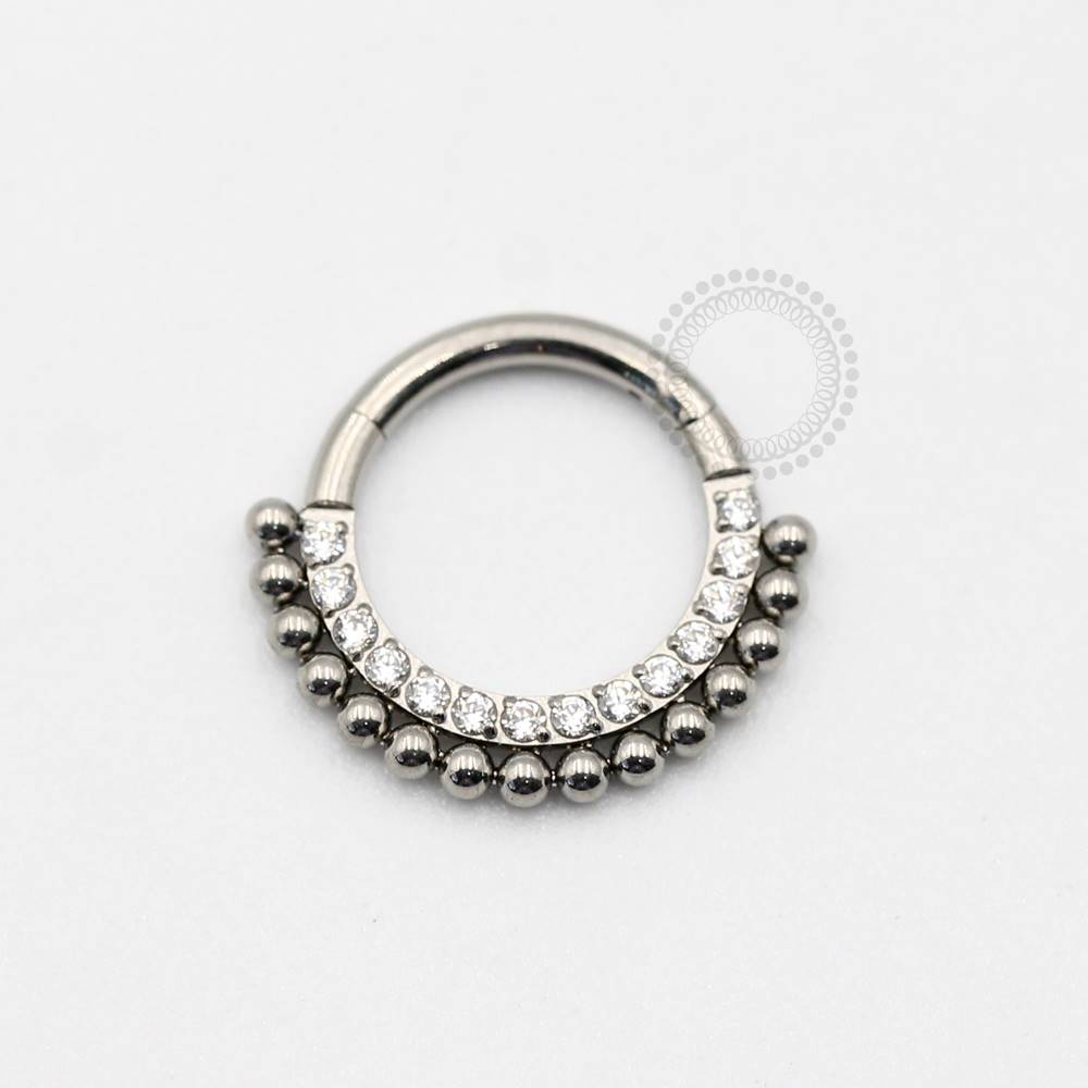 TN454 Segmento Frontal Cravejado Esferas Titânio ASTM F136