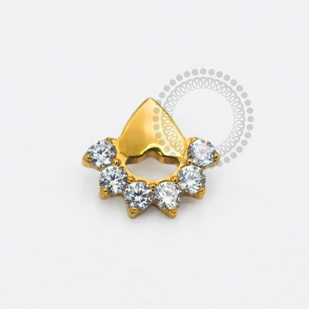 TN1769 Topo Triângular Com Zircônias Titânio PVD Gold