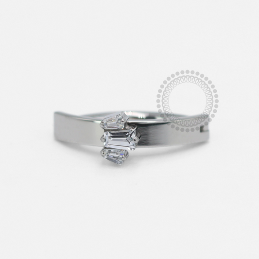 TN1790 Navel Belly Clicker Liso Adereço Baguette CZ Titânio ASTM F-136
