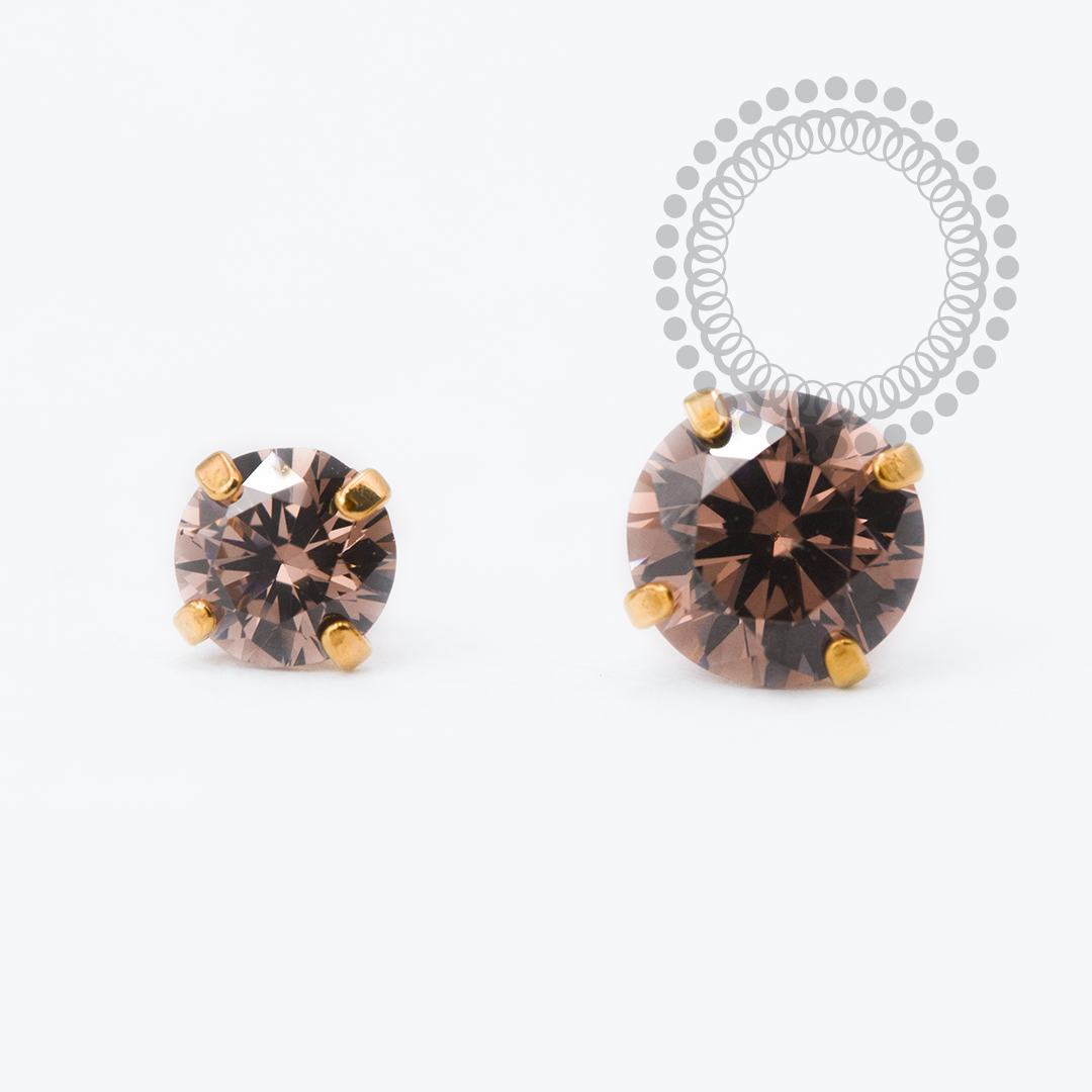 TN2526 Topo CZ Dark Coffee Push Pin Titanio PVD Gold