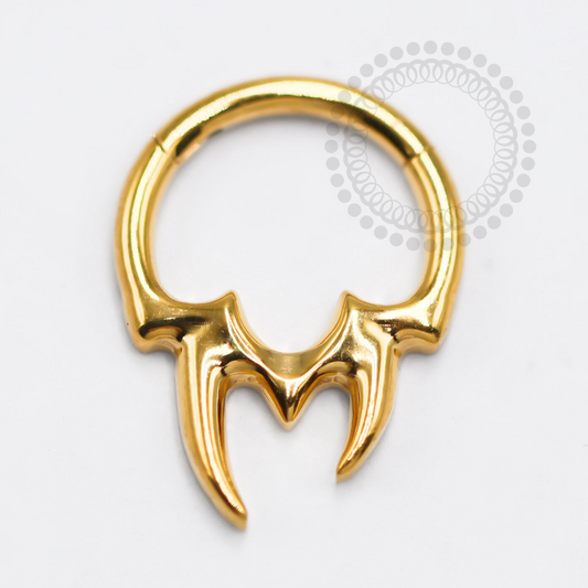 TN1351 Segmento Dentes De Vampiro Titânio PVD Gold