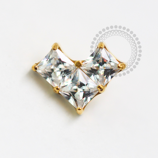 TN1588 Topo Em V Delicado CZ Titânio PVD Gold