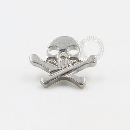 TN693 Top Pirate Skull Titanium ASTM F136 