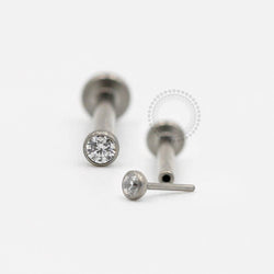 TN135 Labret Push Pin Titânio