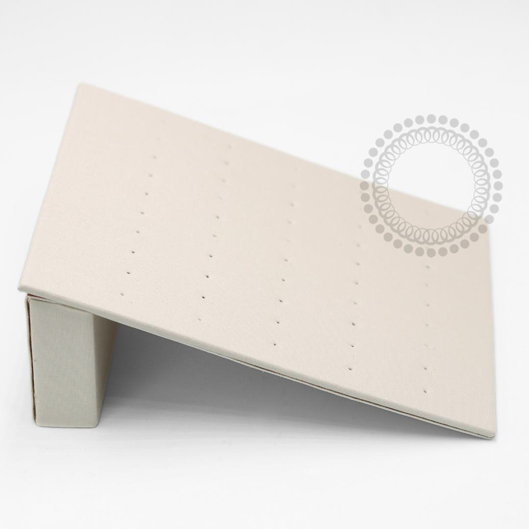 EP29 Expositor Luxo Off White 50 Furos