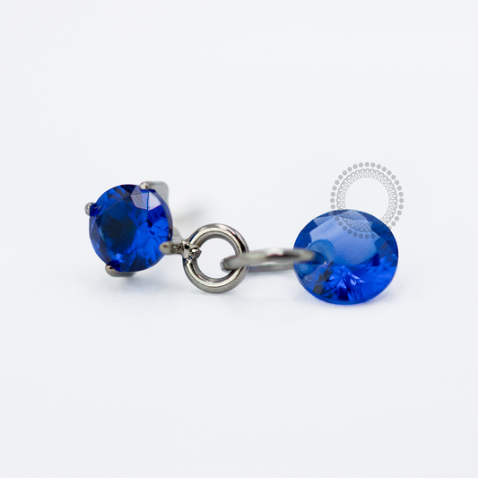 TN1710 Topo Ponto De Luz Azul Safira  Com Pingente Cristal Push Pin Titânio ASTM F-136