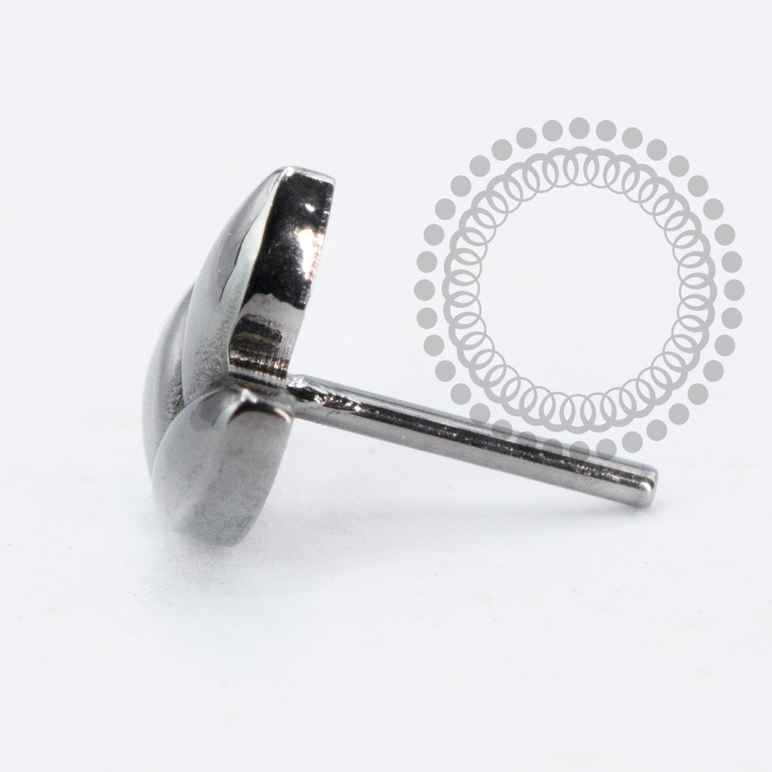 TN2192 Topo Clover Push Pin Titânio ASTM F136