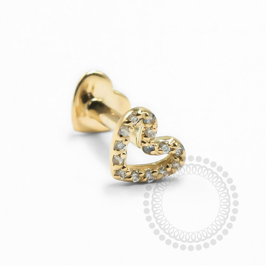 OR81 Labret Coração Cravejado com Haste em Ouro 18K