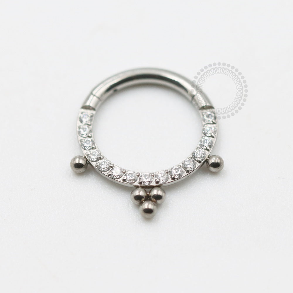 TN586 Segmento Frontal Cravejado 5 Esferas Titânio ASTM F136