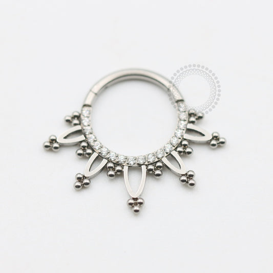 TN602 Segmento Frontal Cravejado 5 Aros Titânio ASTM F136