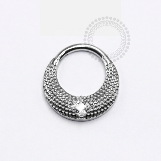 TN1244 Segmento Texturizado Frontal CZ Central Titânio ASTM F136