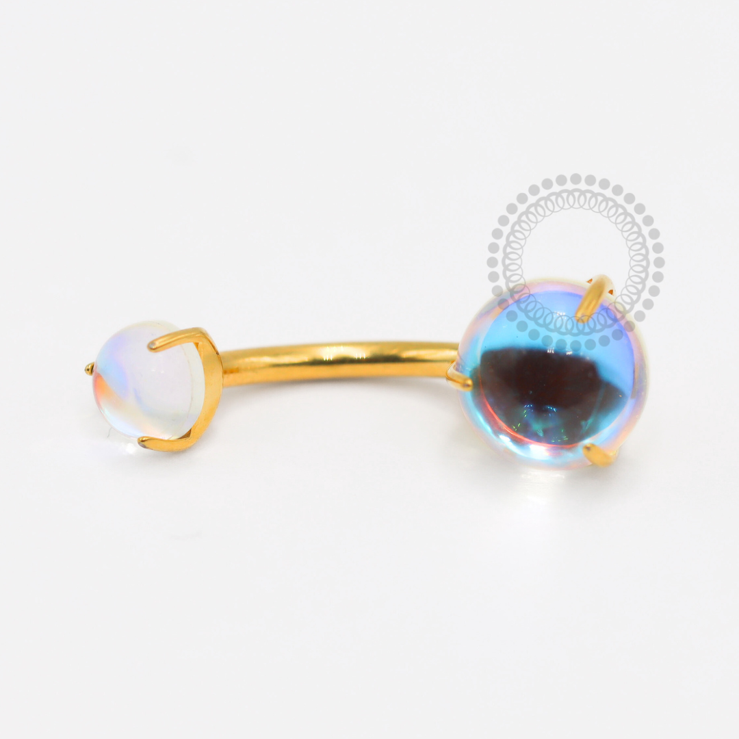 TN1816 Navel Moonstone Furta Cor Titânio PVD Gold