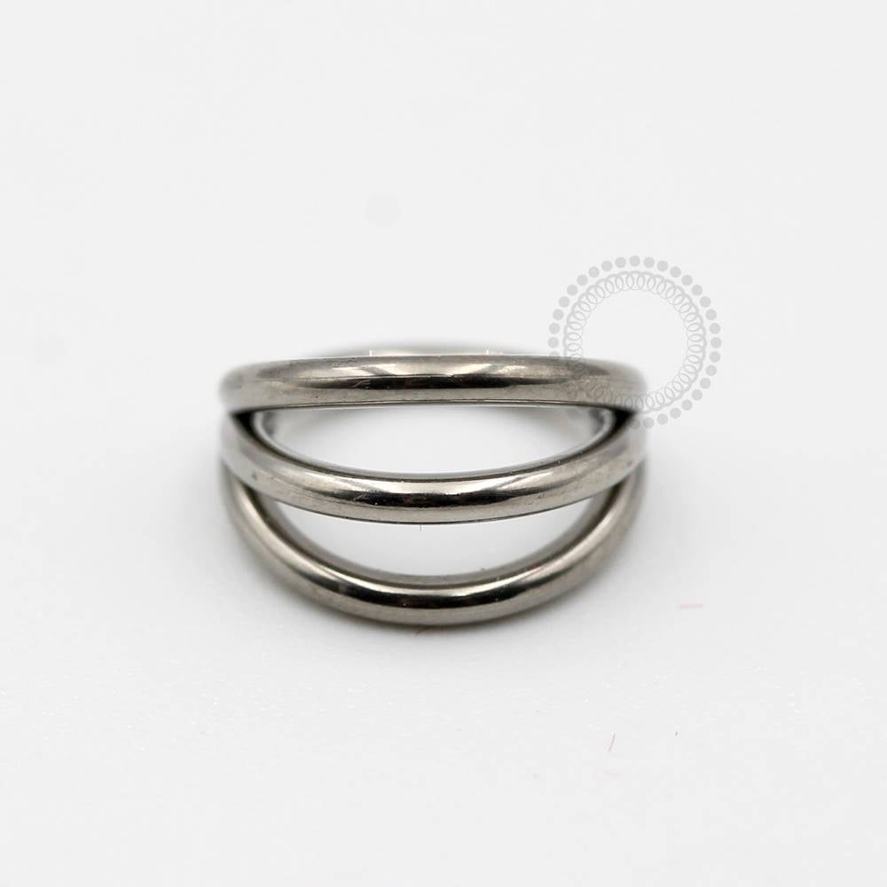 TN449 Segmento Triplo Liso Titânio ASTM F136